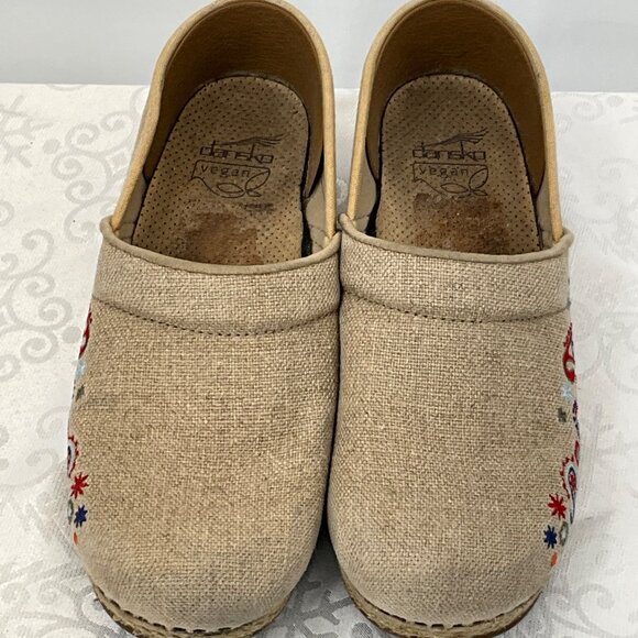 Dansko Vegan Embroidered Floral Retro Rustic Slip-On Clogs Size 39 - Picture 2 of 8